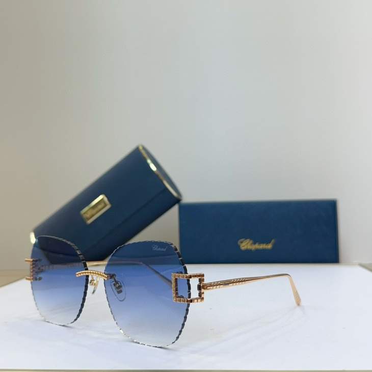 Picture of Chopard Sunglasses _SKUfw64173721fw